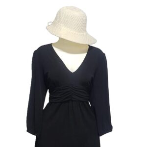 Vestido regular negro con mangas 3/4